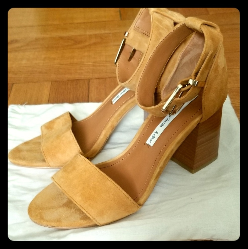 Leopard Block Heel Suede Sandals main image 0
